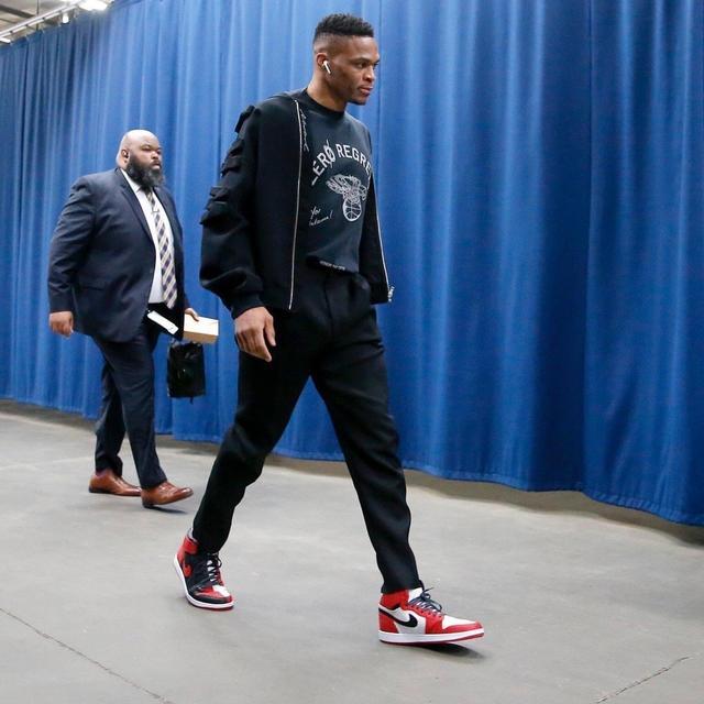 且前两把保 且前两把保